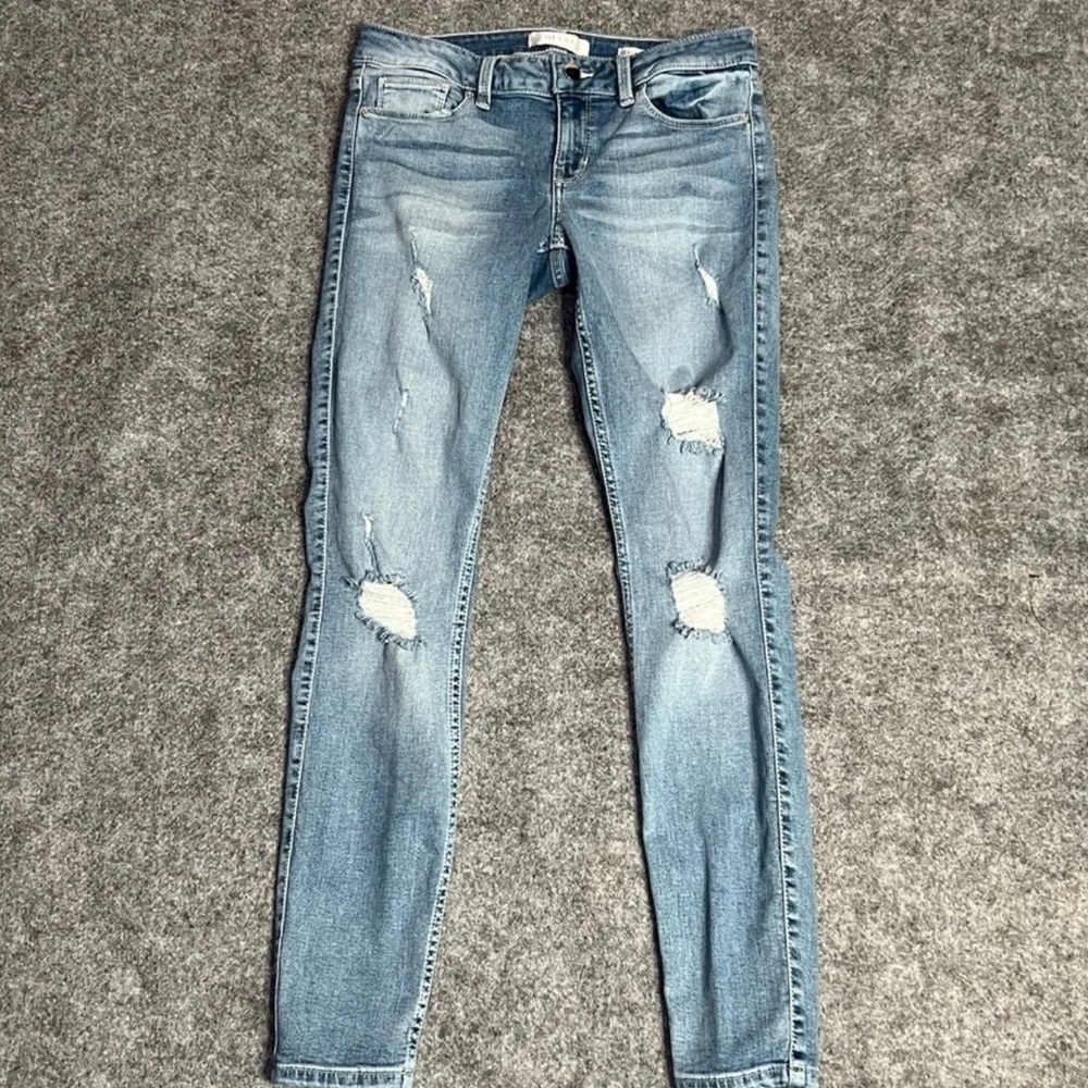 Guess Power Stretch Skinny Jeans Women's 27
